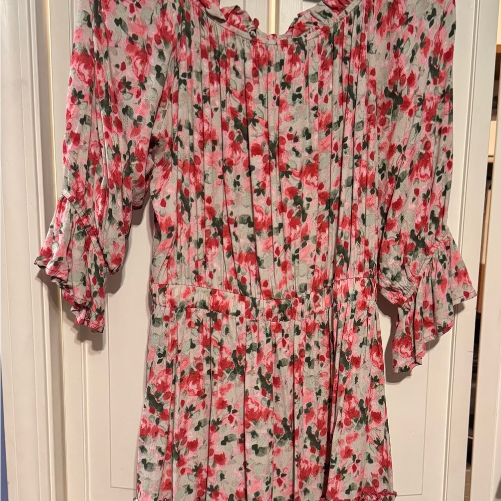 Easel Tiered Floral Dress